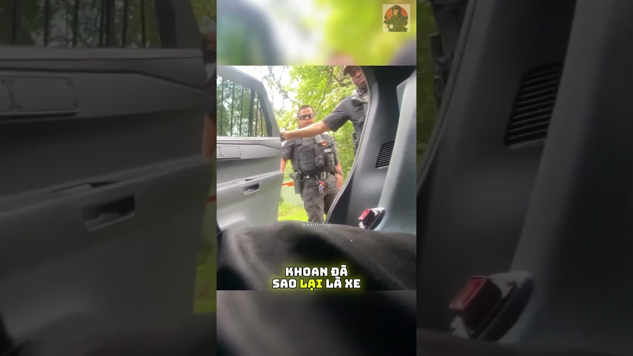 Cảnh sát đã chặn một chiếc Dodge Charger bị đánh cắp! 