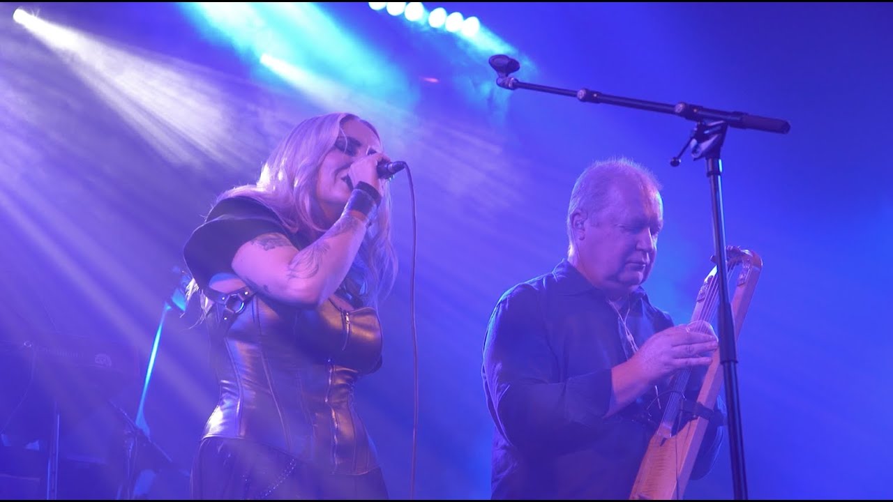 Eivør - Lívstræðrir feat. John Lunn (Live at Heaven in London 2022)
