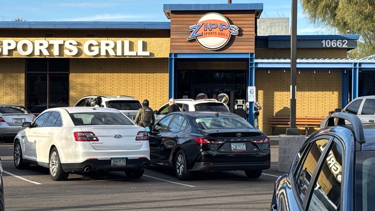 Federal authorities execute search warrants on Valley Zipps Sports Grill locations