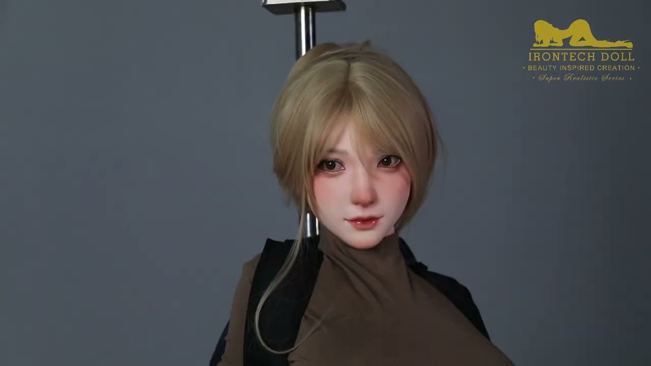 Irontech S32 Kitty 2 | Full Silicone Love Doll &ndash; Adorable Beauty, Ready to Climb