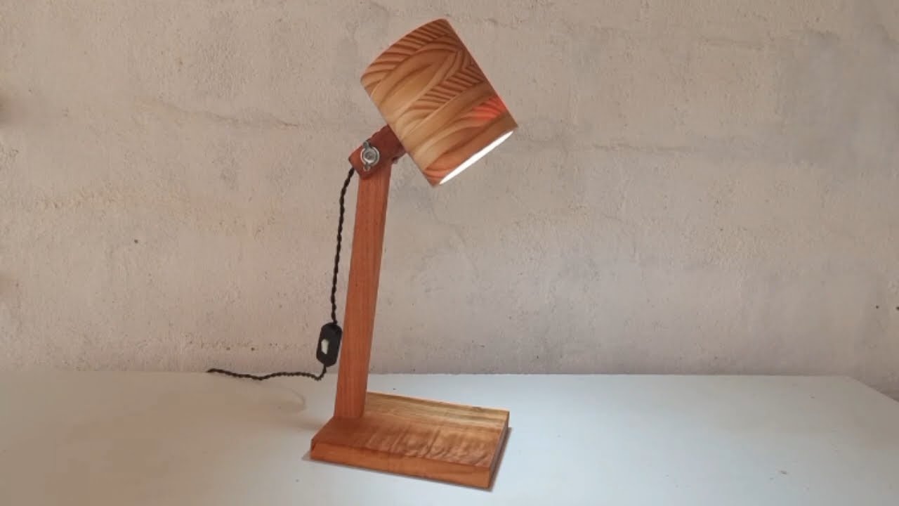 Como fazer luminária articulada de madeira