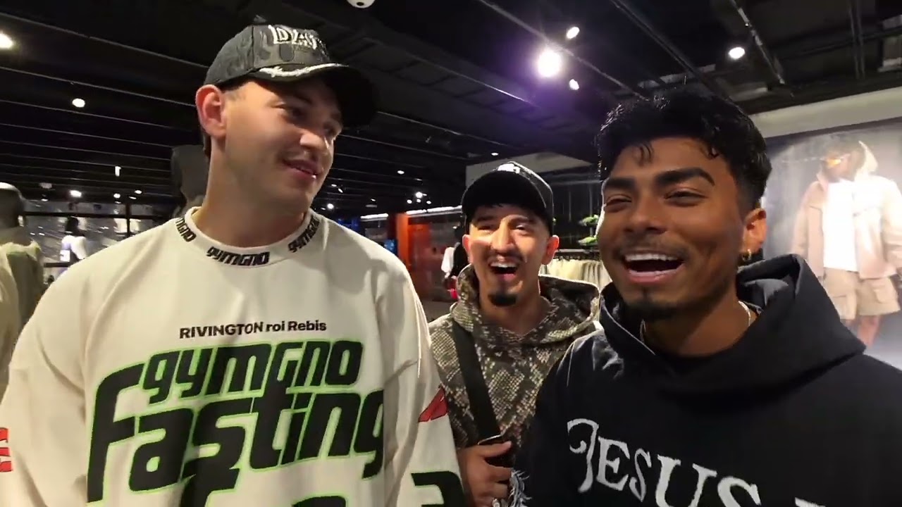 SANTEA TAKES LOS BOYZ ON A SHOPPING SPREE IN NEW YORK CITY!! (REGRETS IT INSTANTLY)