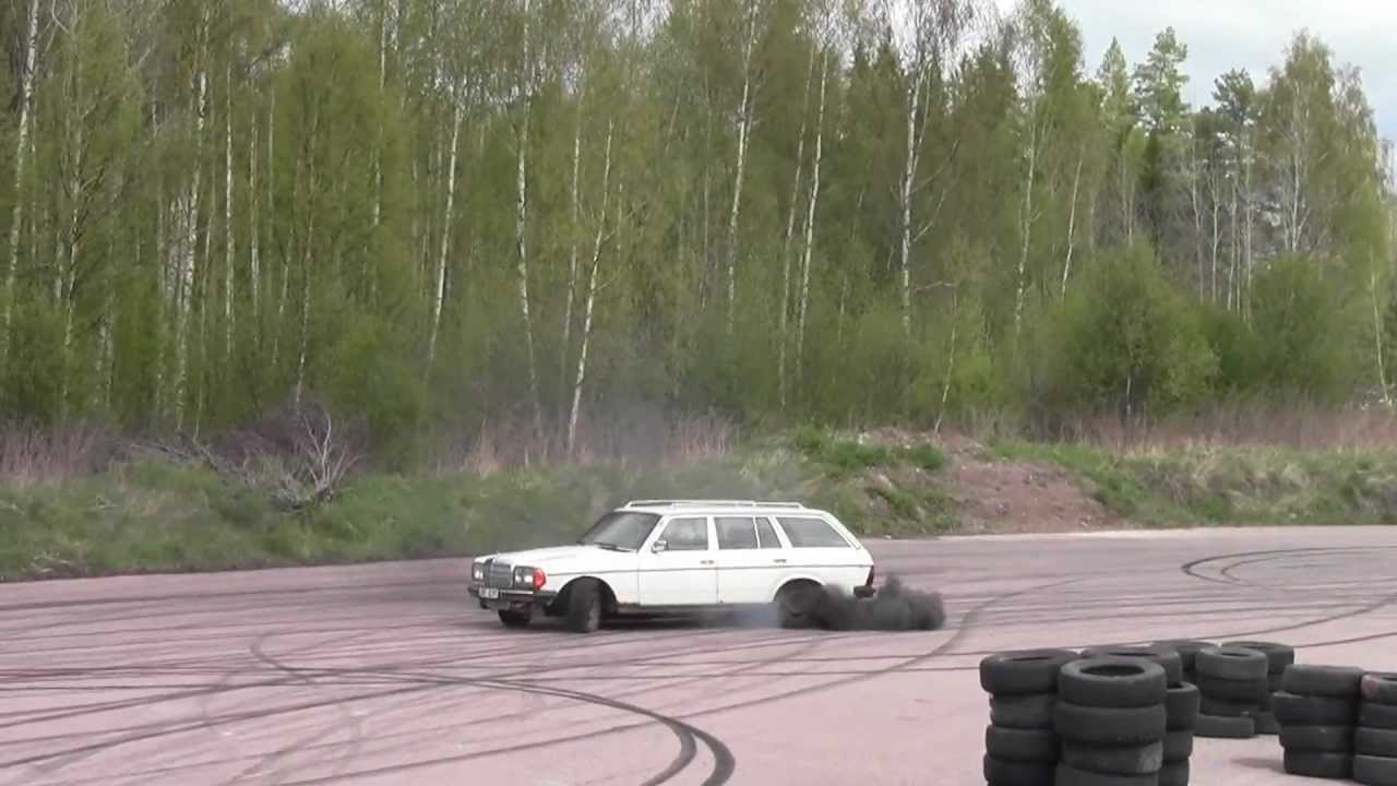 Mercedes Turbo Diesel W123 Wagon Burnout again