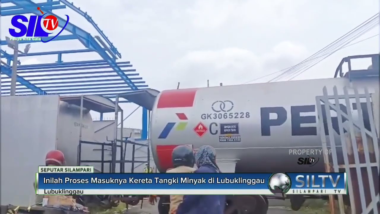 Inilah Proses Masuknya Kereta Tangki Minyak di Lubuklinggau