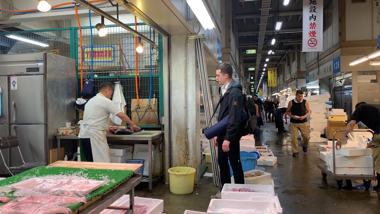 Kyoto Fish Market | KAISEKI APPRENTICE JON