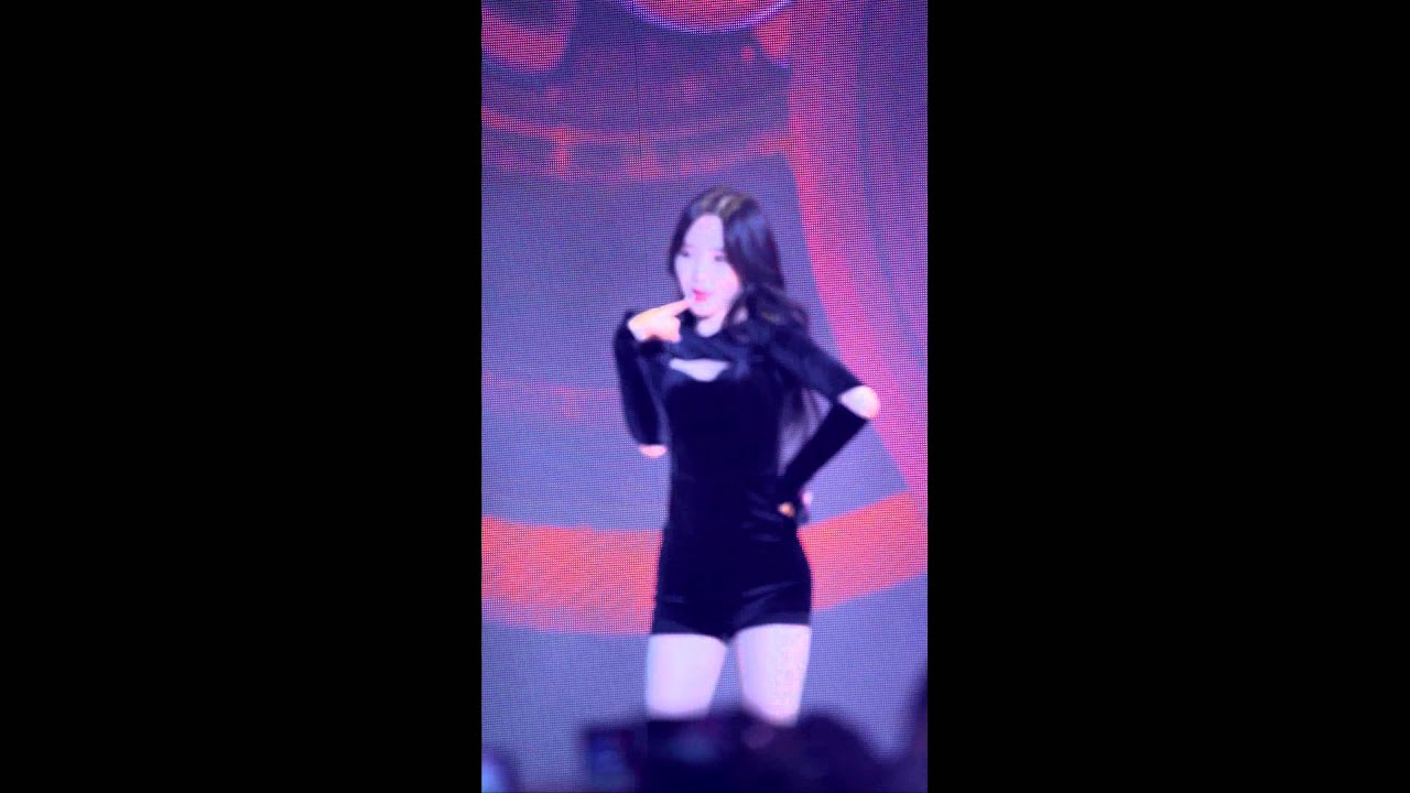 [4k직캠]150327 롯데월드 나이트파티 흔들려 민아