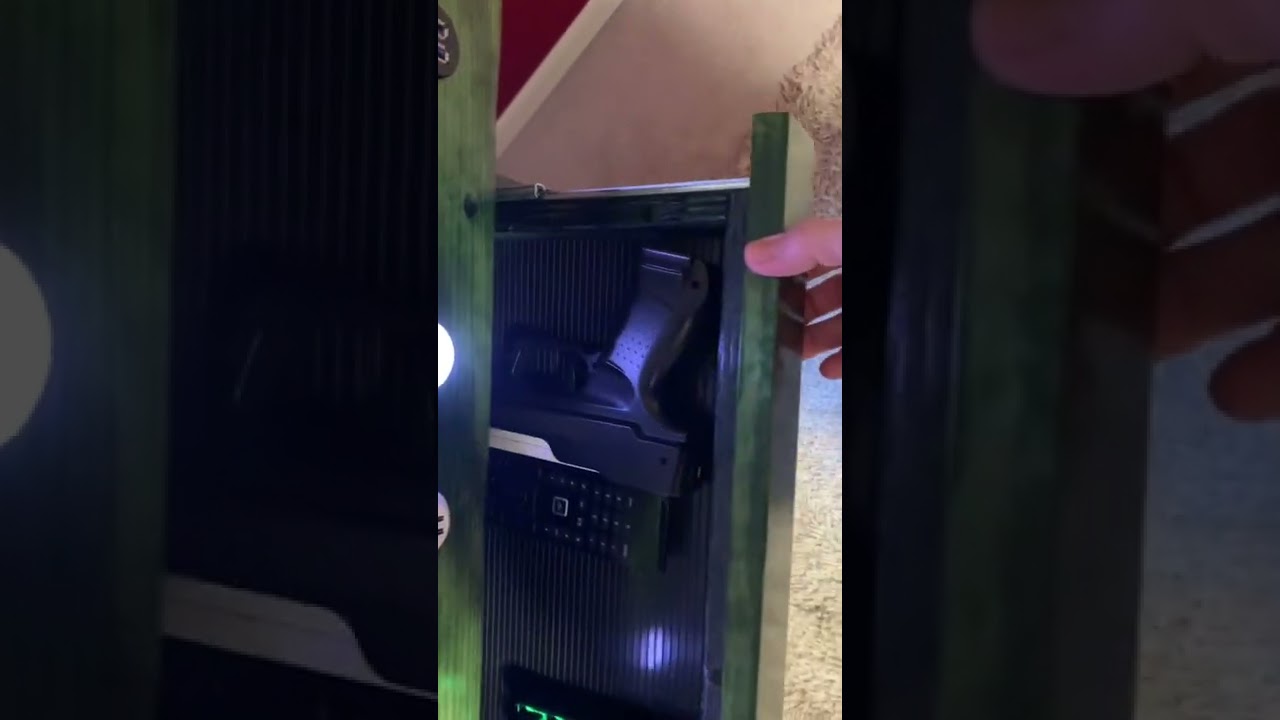 MAME Arcade Pedestal Build (Retropie - RGB commander - All-In-One Controls - Rotating Monitor)