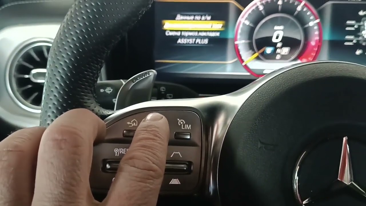 Mercedes benz W463 G klas 2021год  замена колодки