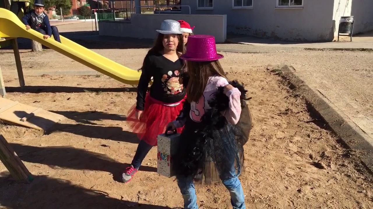 NAVIDAD 3ºB en el CEIP Juan Ramón Alegre de Andorra.