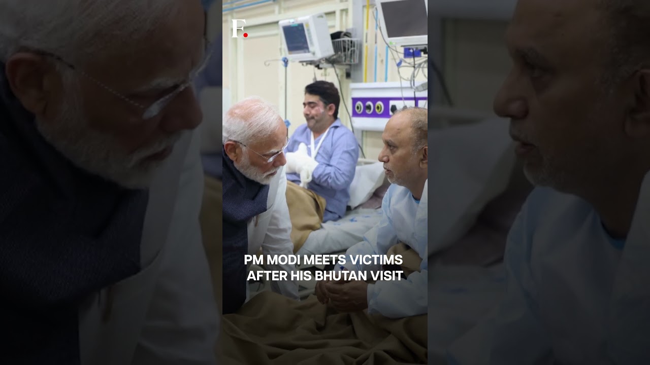 Delhi Red Fort Blast: PM Modi Meets Victims At Hospital | N18G