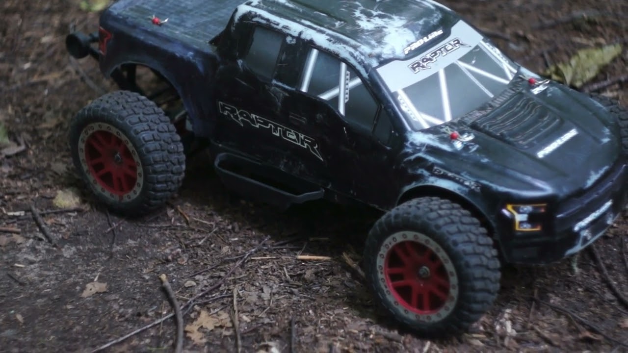 Покатушки топовой Remo hobby 9emu