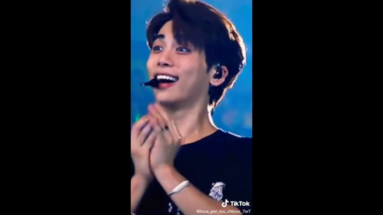 videos de tiktok de jonghyun 😭😭😭 descansa en paz te amo