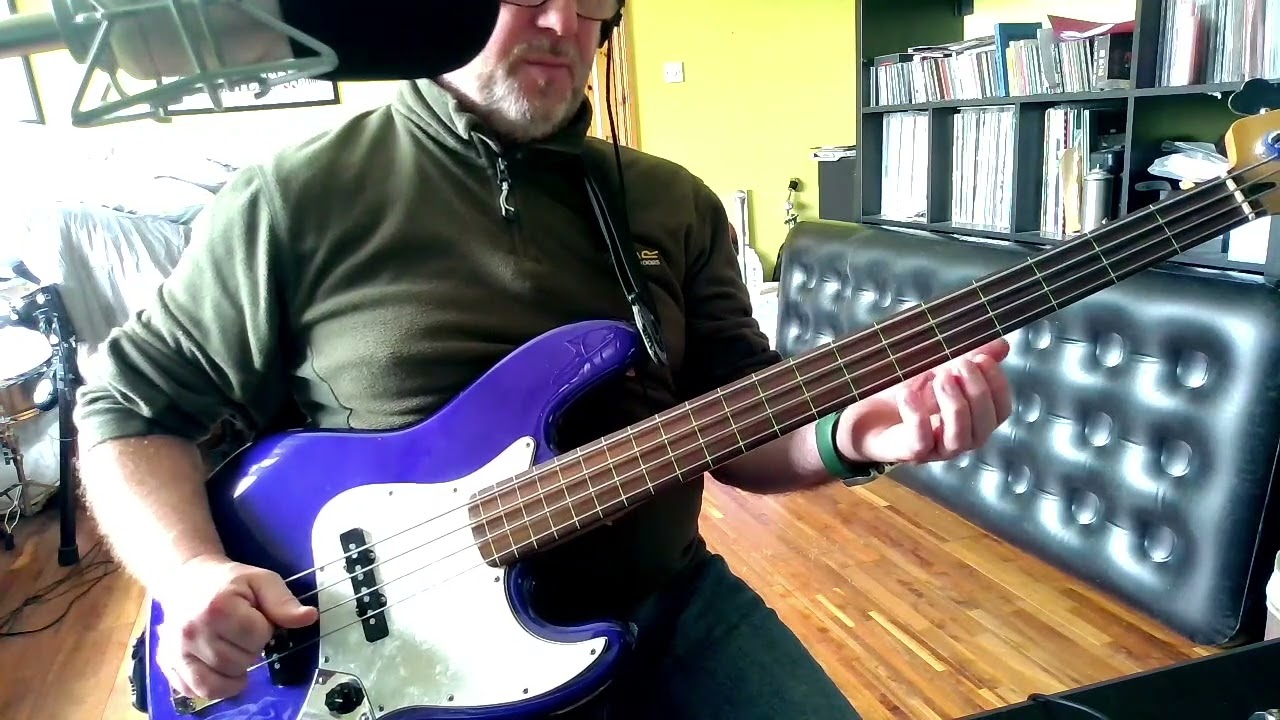 Show Me - ABC - Fretless Bass Lesson