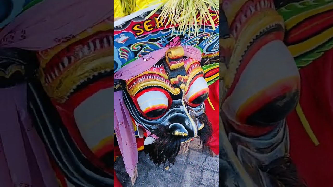 Barong Sekar putih