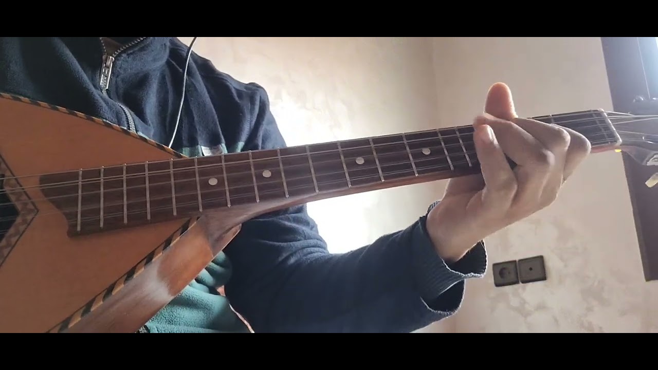 Instrumental essiham watani lghali: مجموعة السهام وطني الغالي 