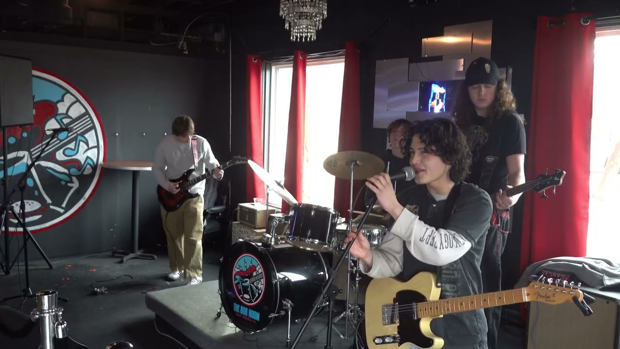 PAUL & The SNEEZERS : First Open Mic : {4K Ultra HD} : The 808 Room : East Peoria, IL : 3/1/2026