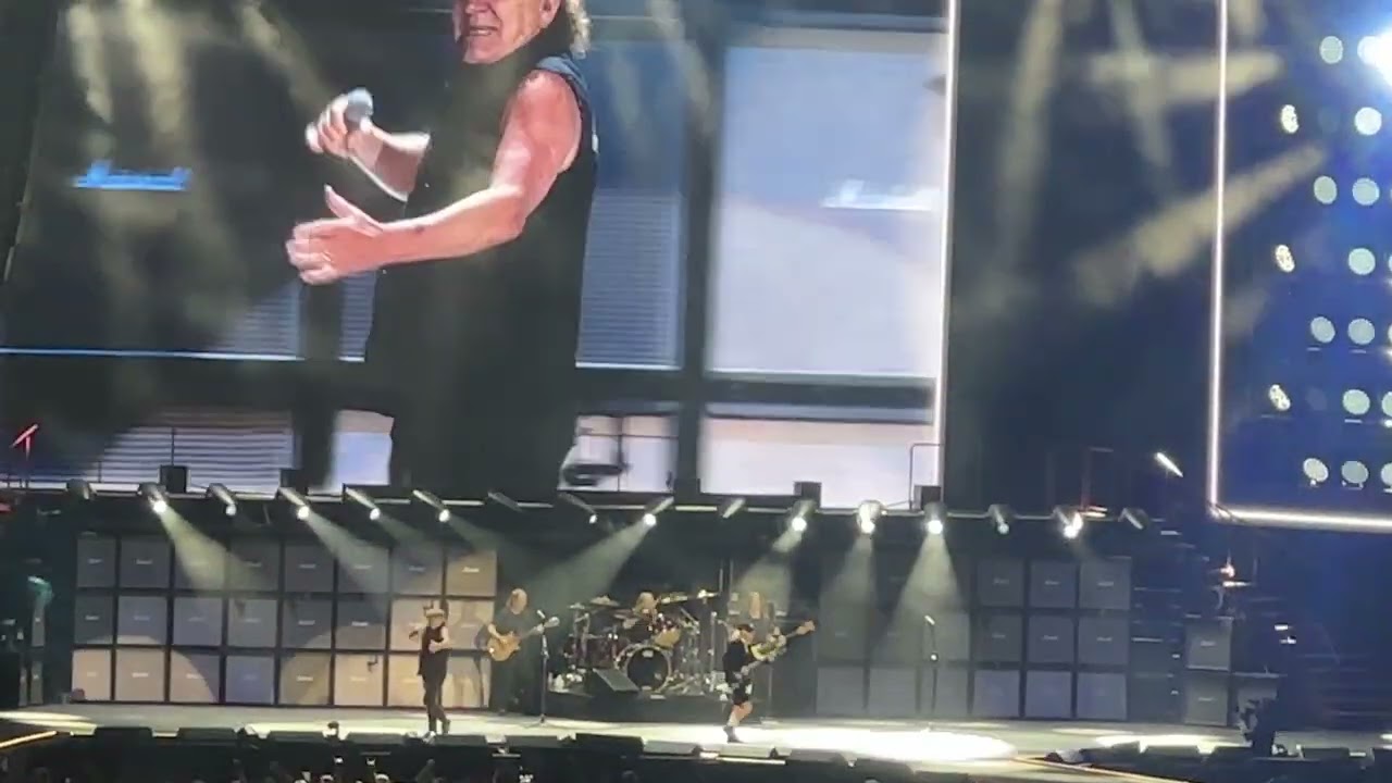 AC/DC black in black
