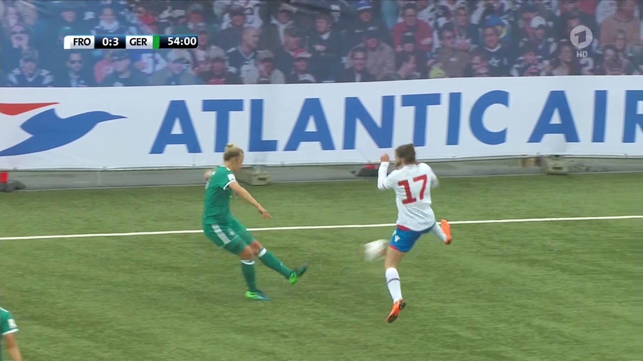 Frauenfussball WM 2019 Qualifikation Färöer Deutschland 2  Halbzeit