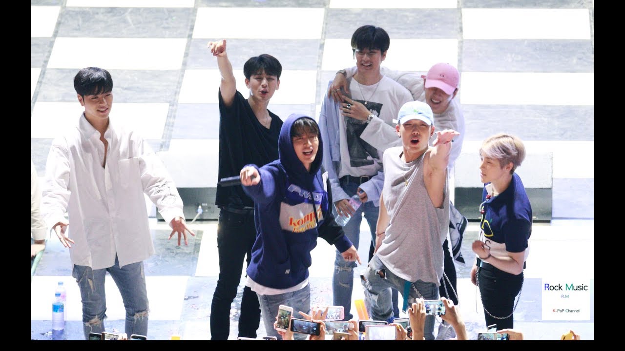 대학축제 공연중 음향사고나자 끝까지 팬서비스를 선사하고 무대를 떠난 아이콘 (iKON) 190514