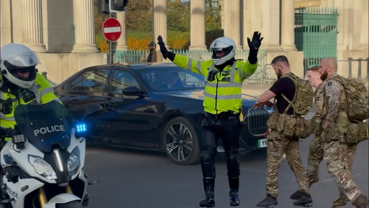 POLICE SHOUT TO SOLDIERS AS KING MOVES IN BRAND-NEW UNMARKED BMW