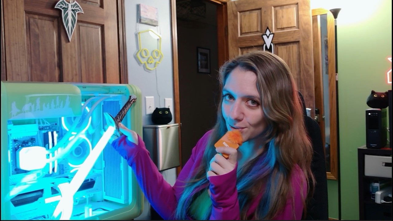 ARGB LoTR WHAT?! I took a LoTR Sting prop and made it into an ARGB powered case accent.