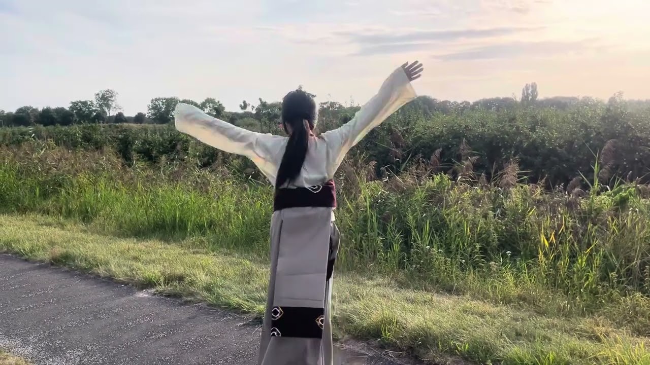 Tibetan dance Kun12