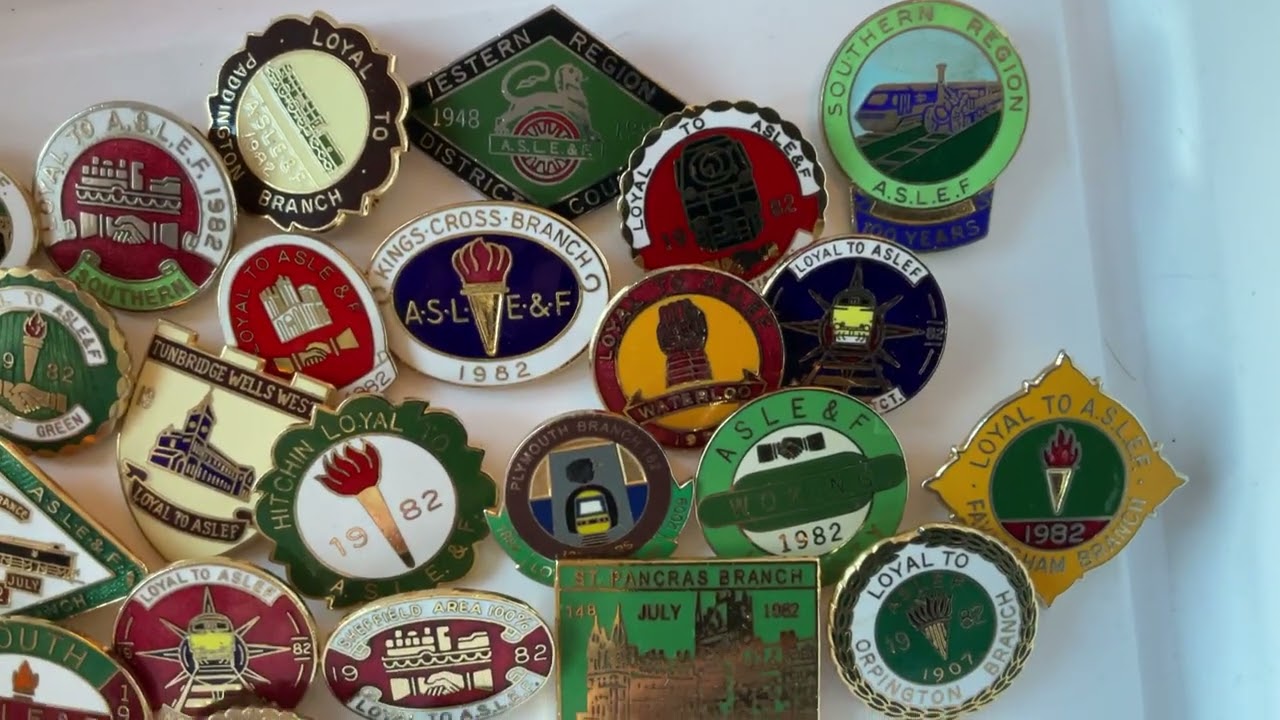 ASLEF a pin badges train drivers dispute Collectables 1982 railways trade union