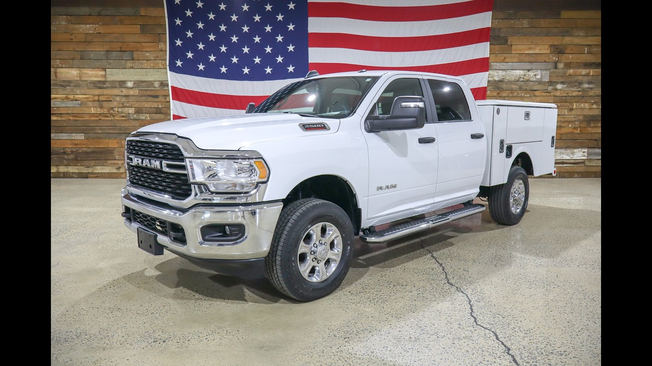 2024 Ram 2500 Big Horn Crew 4x4 6.4 GAS Utility Bed Box 1 Owner