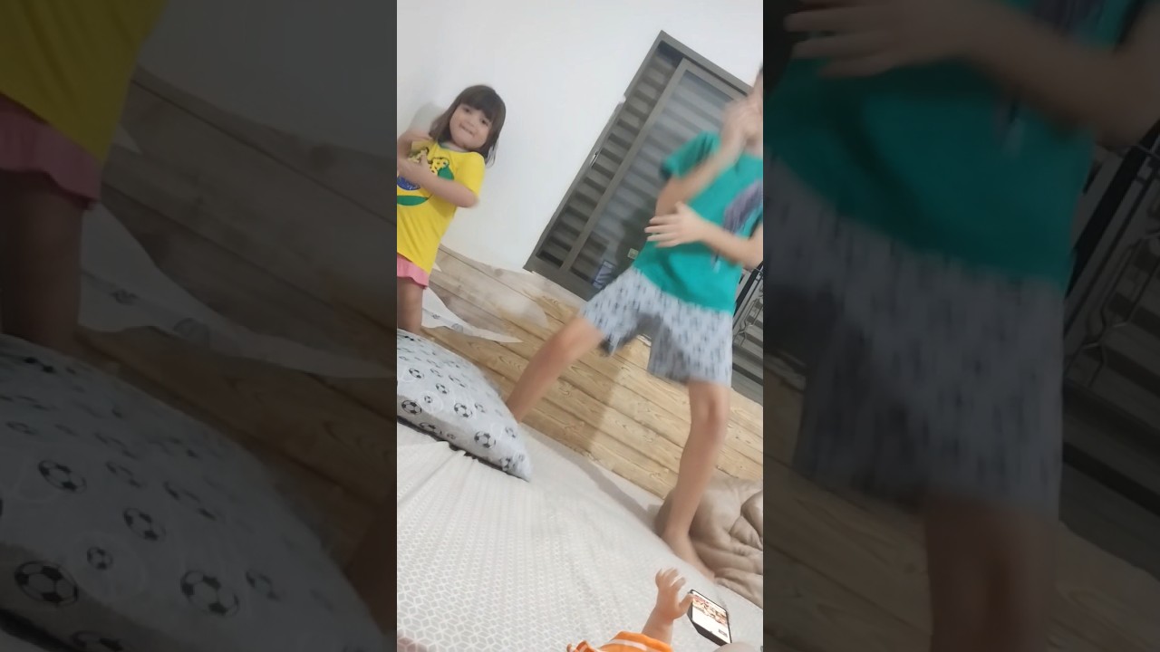 Uma noite normal aqui em casa 🤣🤣 