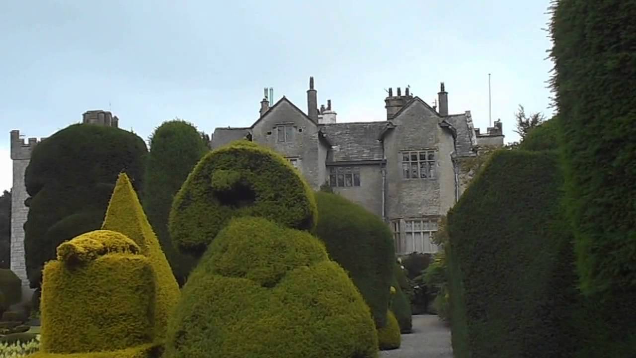 WORLD'S BEST TOPIARY GARDEN.