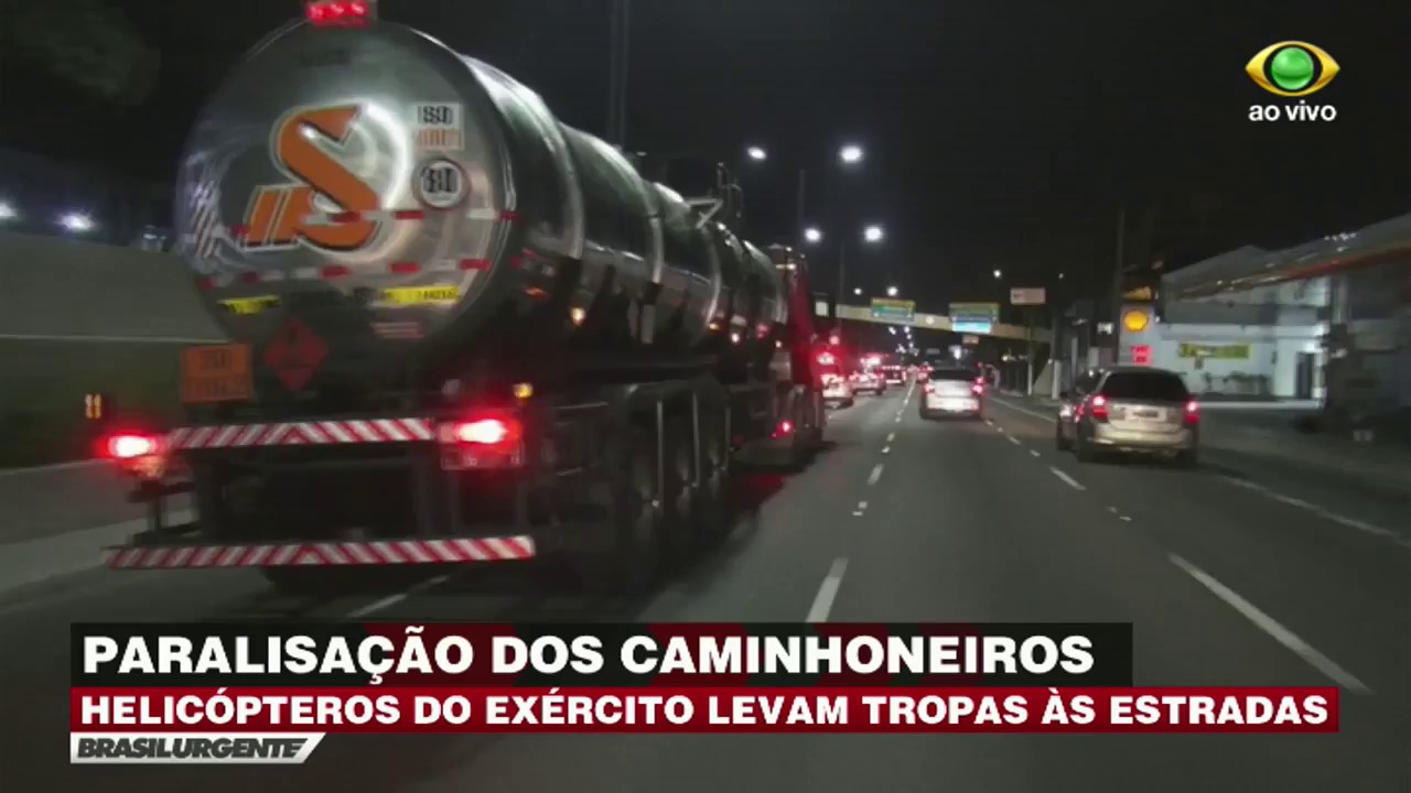 Falta de gasolina causa cancelamento de voos