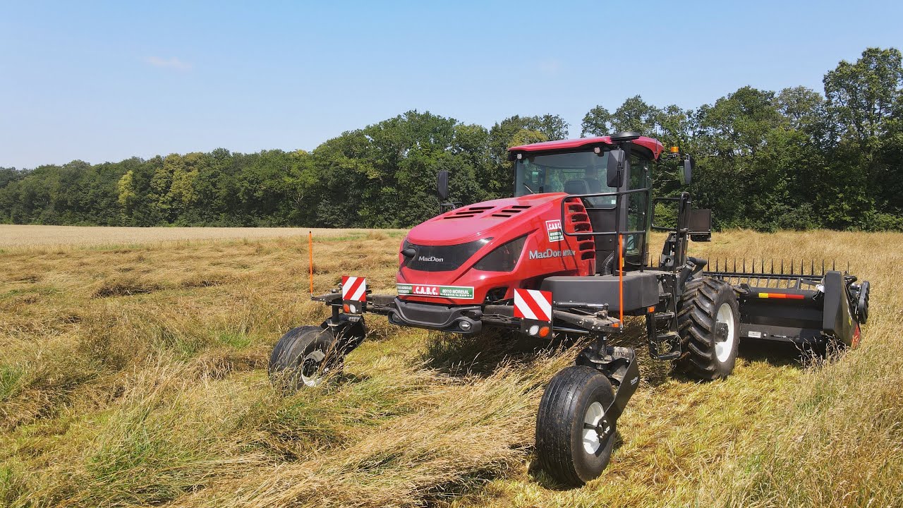 MACDON M1170NT 👉 Une machine tout droit venue du Canada