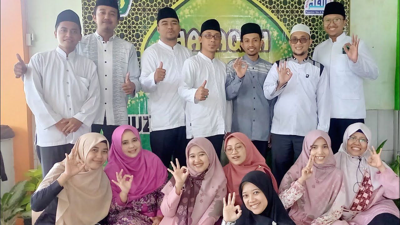 Sholawat Quraniyyah by Guru-guru Bilqolam MIN 1 Kota Malang