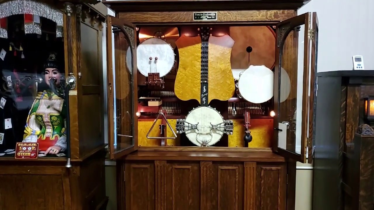 Ramey Banjo-Orchestra at Stahl's Auto Collection