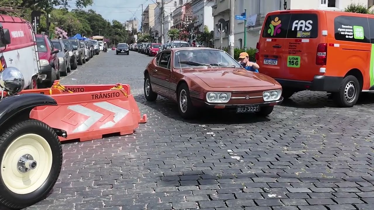 Encontro de Carros Cl&aacute;ssicos 08/02/2026 Feira Do Largo Da Ordem em Curitiba PR ep1
