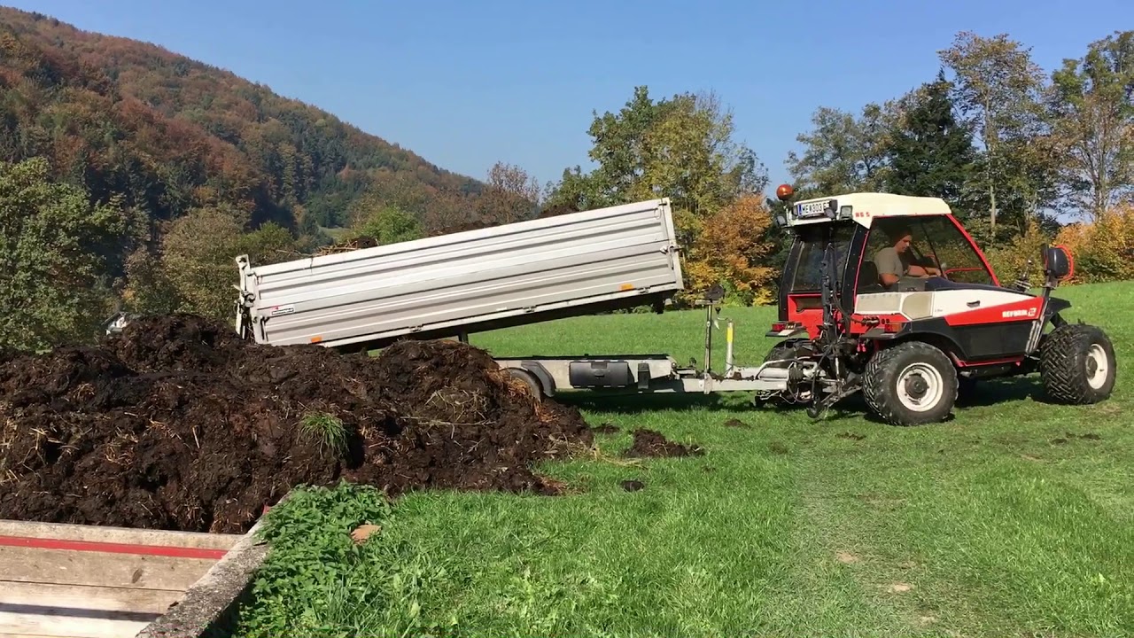 Mist ausbringen mit Metrac H6S und Fiatagri 55-90DT