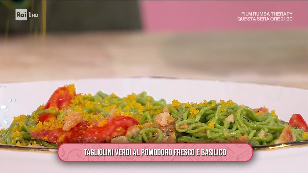 Tagliolini verdi al pomodoro fresco e basilico - È sempre mezzogiorno 02/10/2024