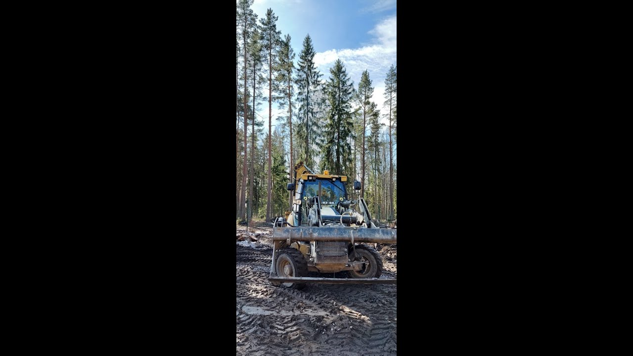 Ровняем загородный участок на cat 432e
