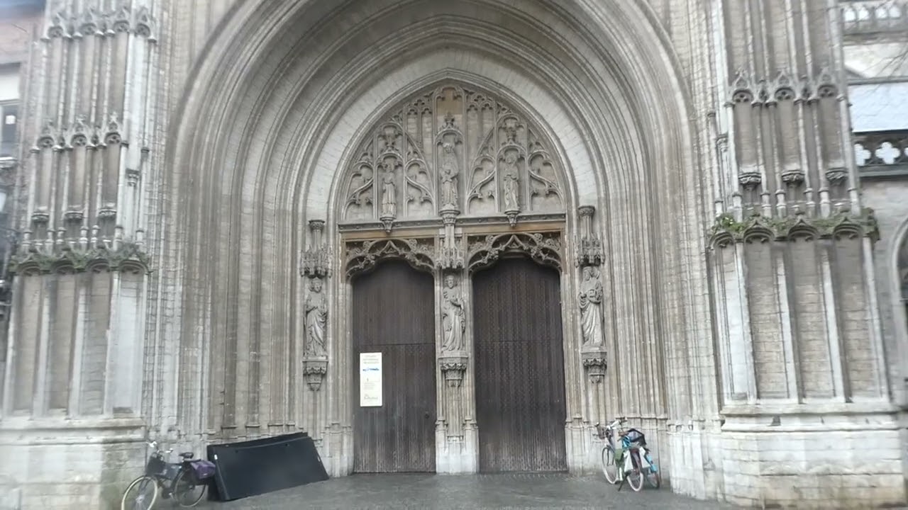 Cathédrale Notre-Dame (1352) -extérieur- Anvers 2026