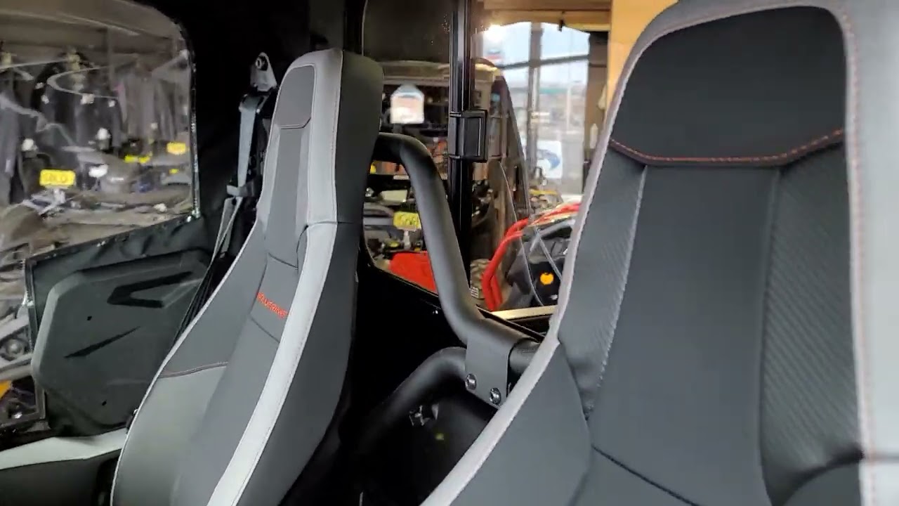 And they said it wouldn't work! RMAX2 LE - YAMAHA Soft Side enclosure, USA Windshield AND glass rear