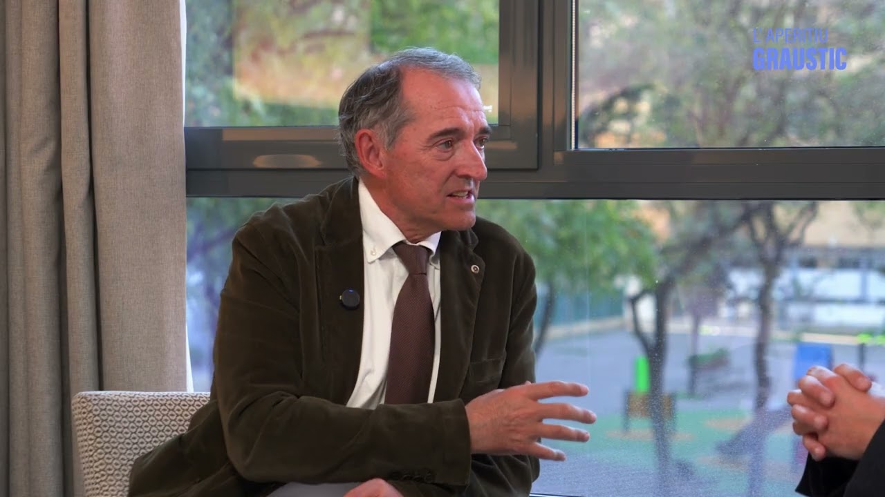 L'Aperitiu - Albert Salazar