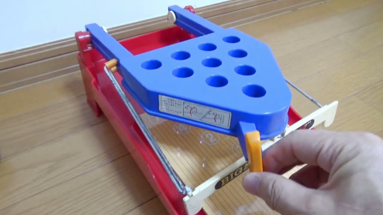 昭和レトロなアナログゲーム大図鑑 File48:BIGビッグボーリング (昭和46年1971／野村トーイ)　A tabletop bowling game toy 