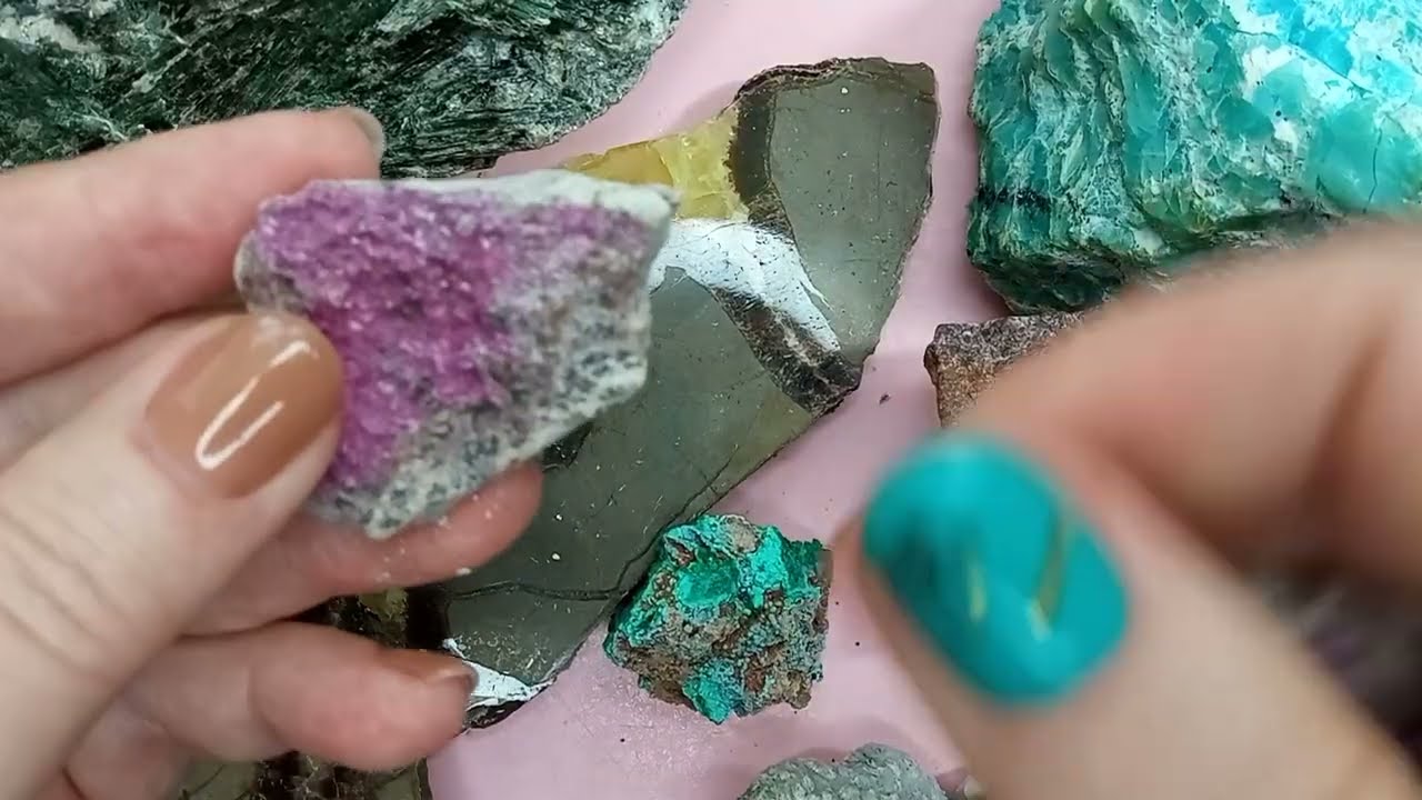 Каменная лавка( кольца в меди, браслеты и минералы 4 часть)