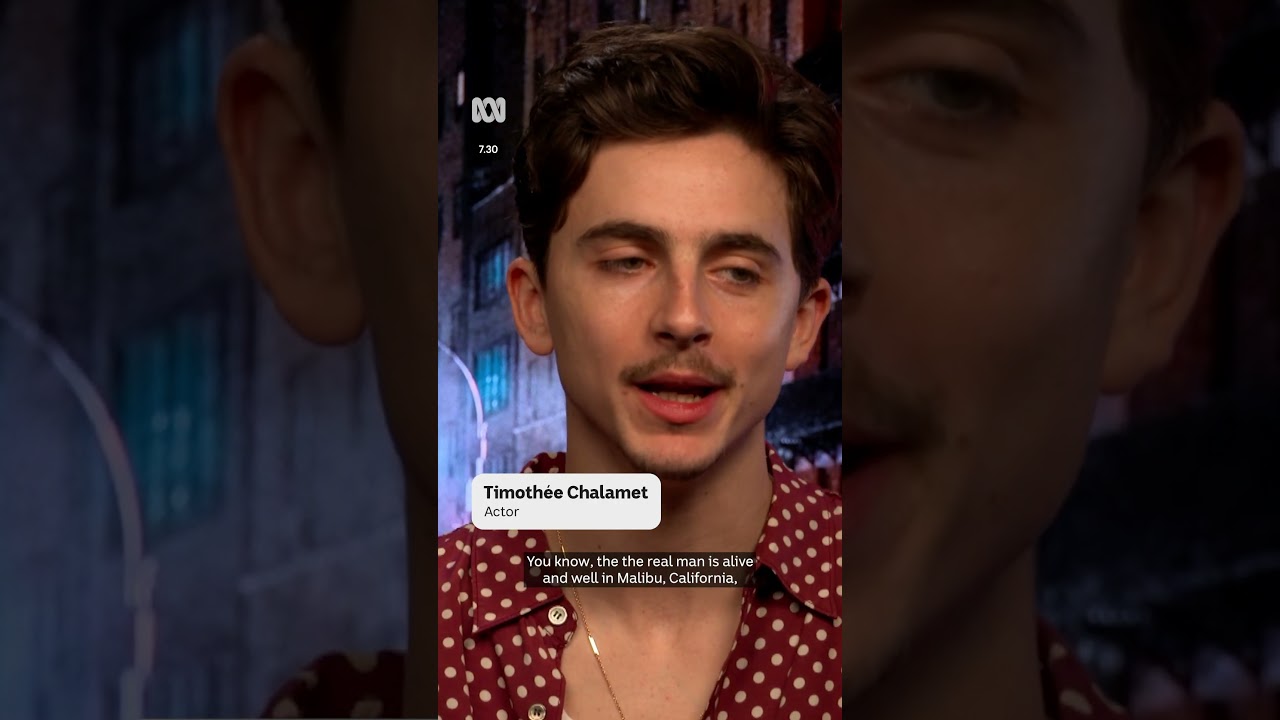 Timoth&eacute;e Chalamet plays an &lsquo;interpretation of Bob Dylan&rsquo; | 7.30