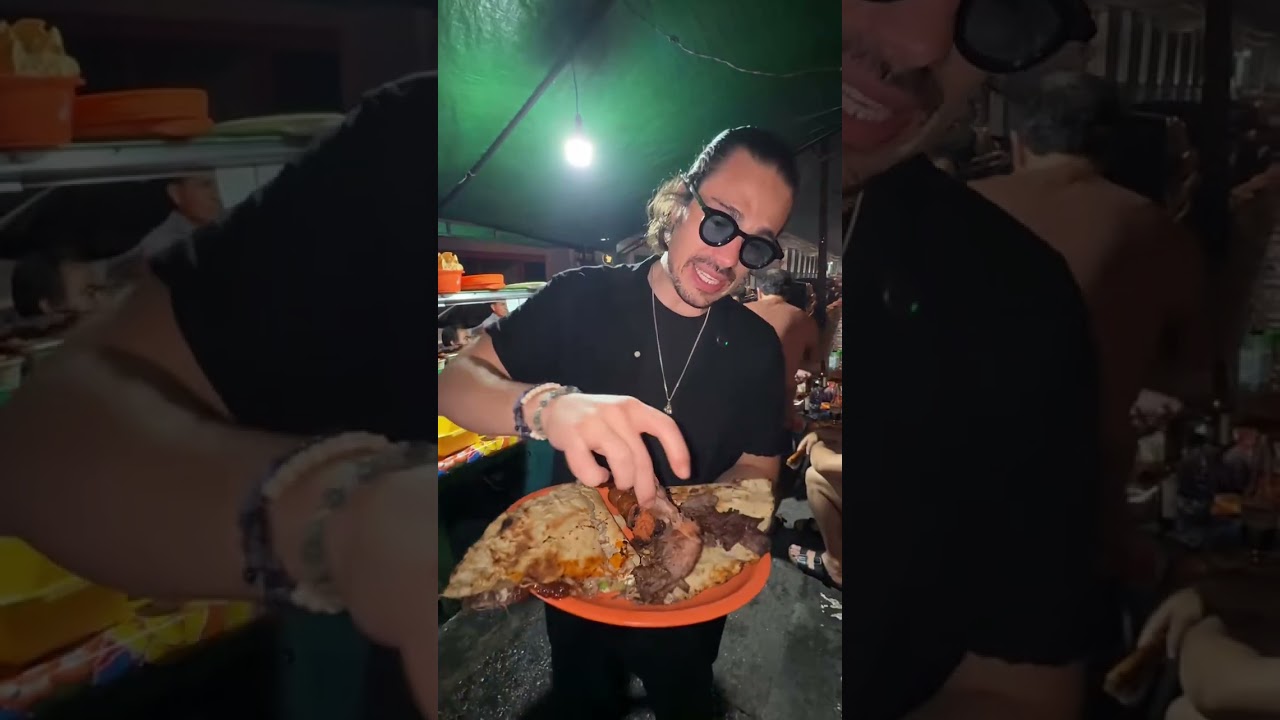 Tlayudas Libres Do&ntilde;a Martha, Oaxaca! 🇲🇽🥩La tlayuda es un platillo que normalmente se come en las