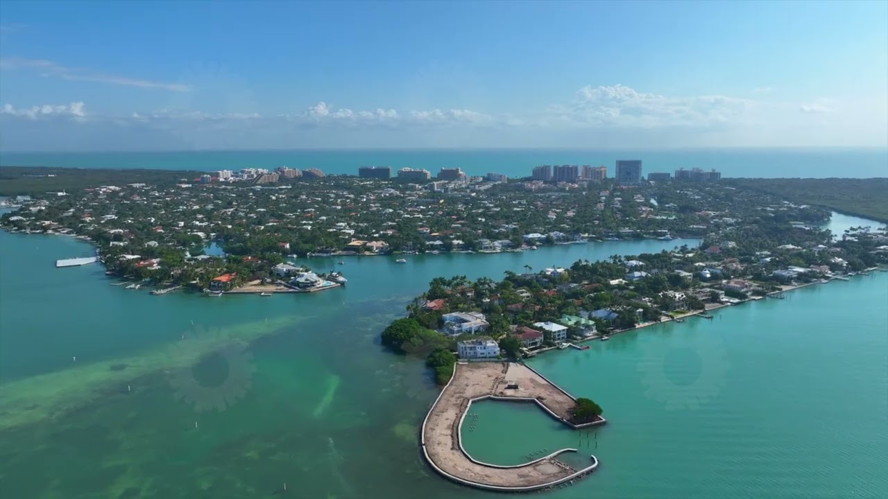 Key Biscayne - Single Family Homes - Luxury Waterfront Living