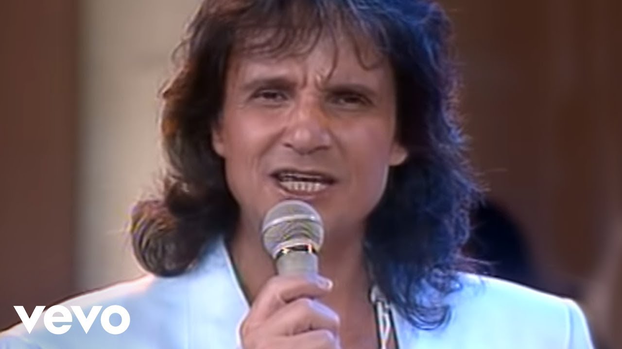 Roberto Carlos - Papo de Esquina (Vídeo Ao Vivo) ft. Erasmo Carlos