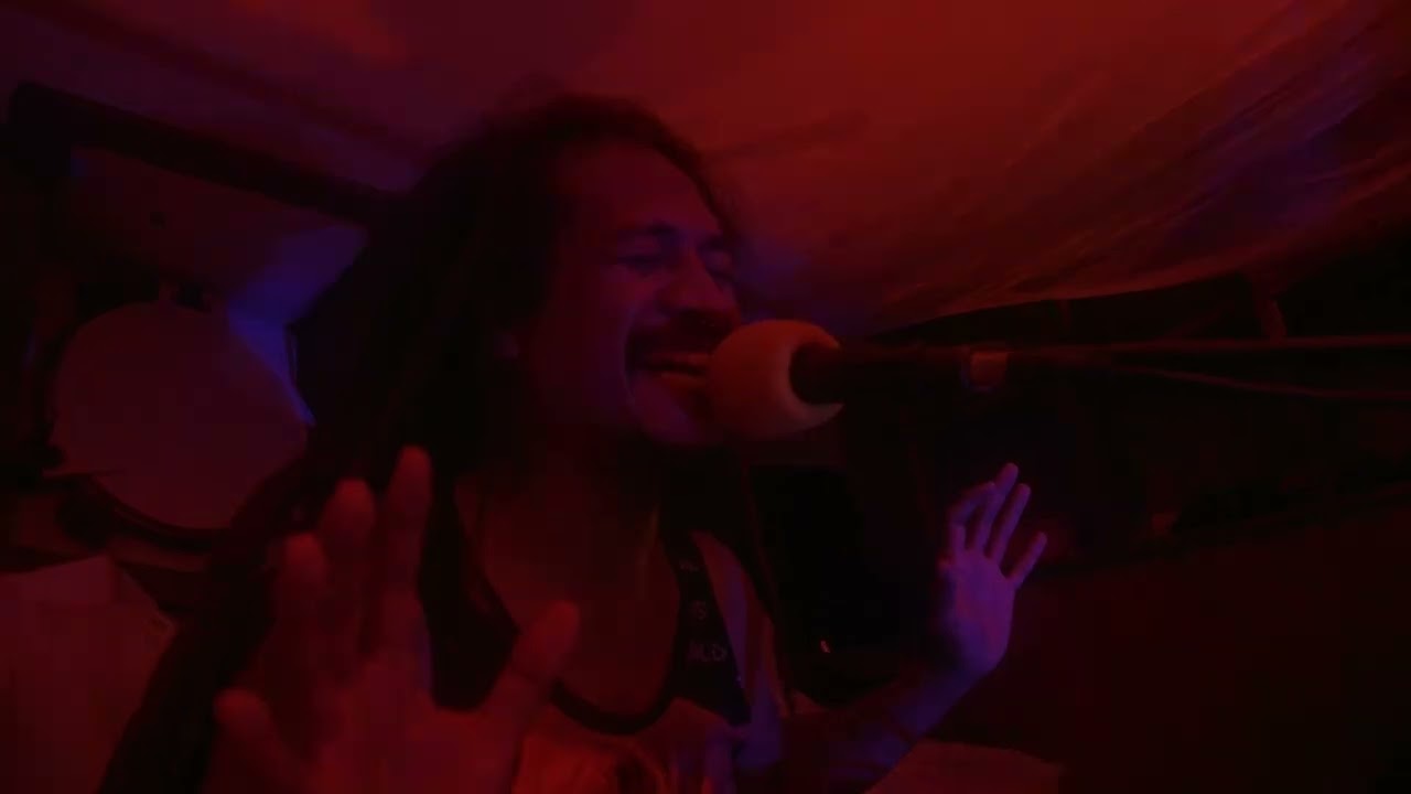 Laut Loud (((~~~))) Etson {S06E02}