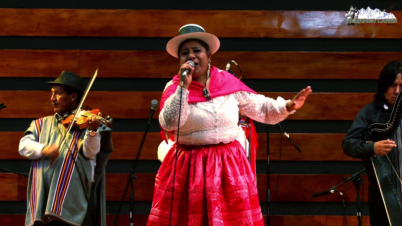 ✔ HUAYNO: SINGER MAQUINA ♫ Julia Illanes ♪ Andrés Chimango Lares
