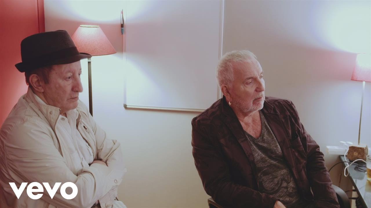 Idir - On the Road Again (Interview en studio)